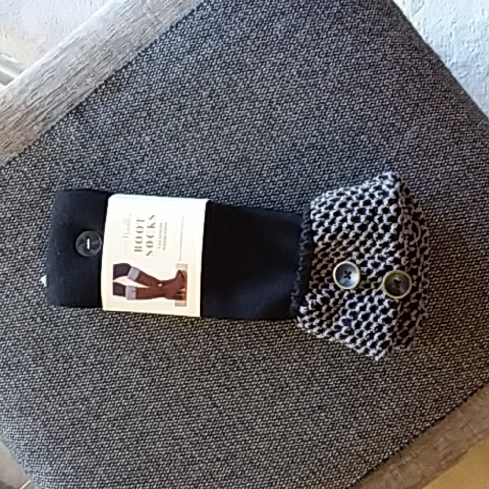 NWT Simply Noelle Boot Toppers